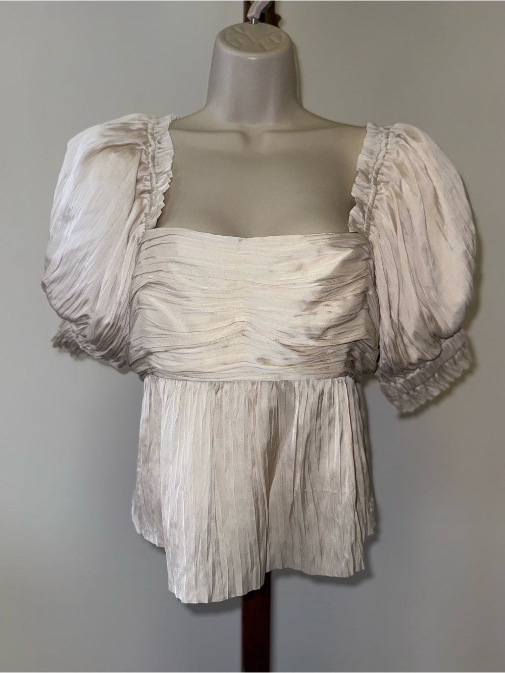 NWT Frame (Large) Brand New Ivory Ruched Blouse (MSRP $398)